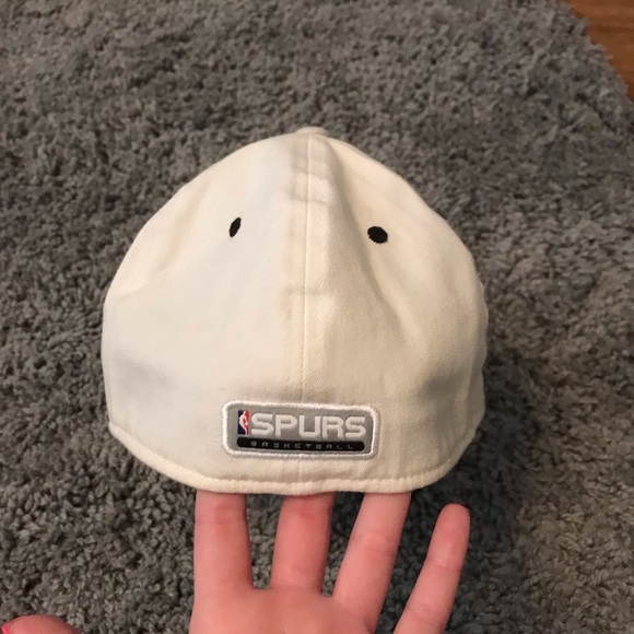 Hat - Picture 2 of 3